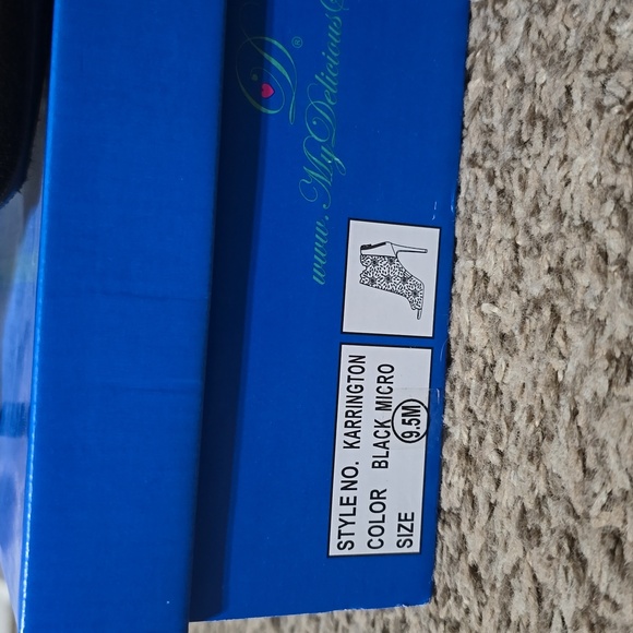 Cutout Peeptoe Booties - Picture 5 of 5